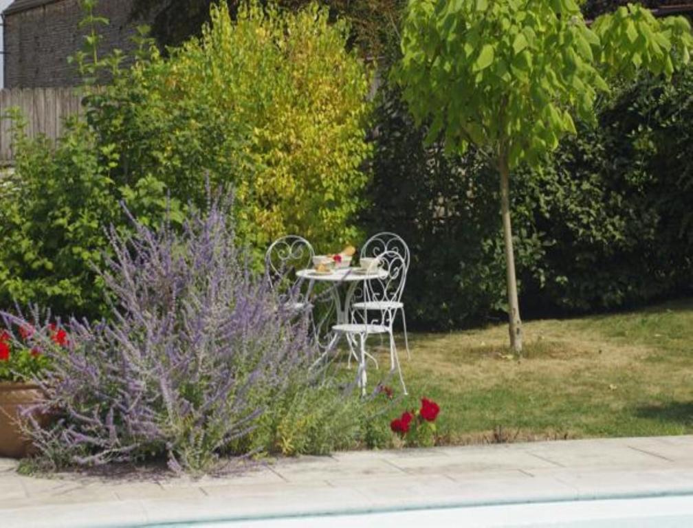 Le Clos Du Murier Chassignelles Exteriér fotografie