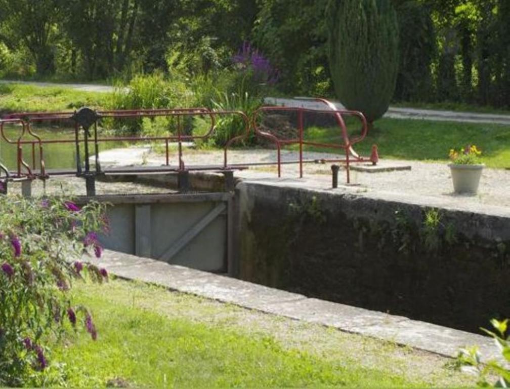 Le Clos Du Murier Chassignelles Exteriér fotografie