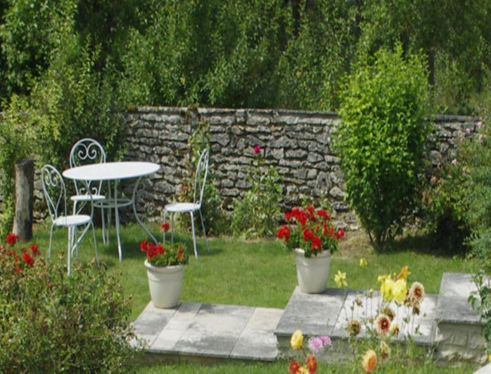 Le Clos Du Murier Chassignelles Exteriér fotografie